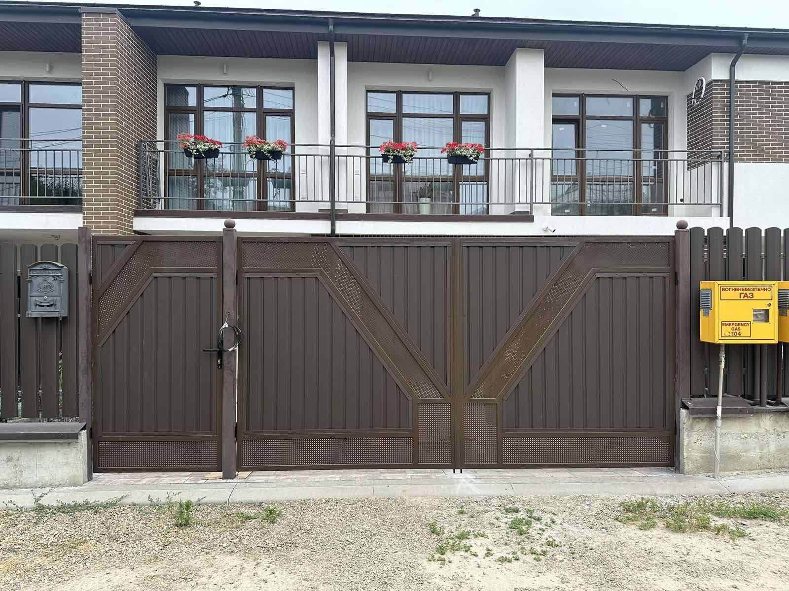 ВОРОТА розпашні та хвіртка 2